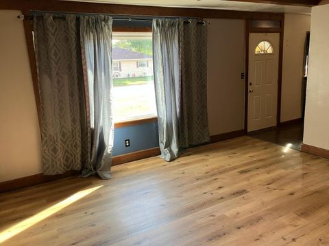 Tiny photo for 910 W 19th Street, Sterling, IL 60181 (MLS # 12460193)