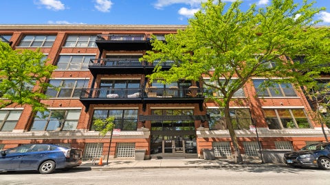 Photo of 1040 W Adams Street #358, Chicago, IL 60607 (MLS # 12753842)
