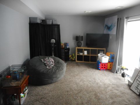 Tiny photo for 576 Iroquois Trail, Carol Stream, IL 60188 (MLS # 12549648)