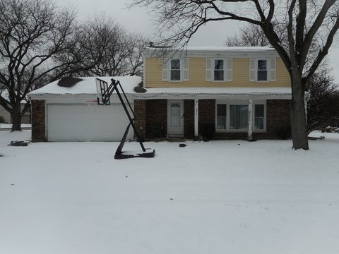 Photo of 576 Iroquois Trail, Carol Stream, IL 60188 (MLS # 12549648)