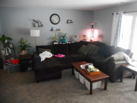 Tiny photo for 576 Iroquois Trail, Carol Stream, IL 60188 (MLS # 12549648)