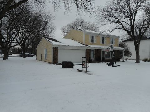 Tiny photo for 576 Iroquois Trail, Carol Stream, IL 60188 (MLS # 12549648)