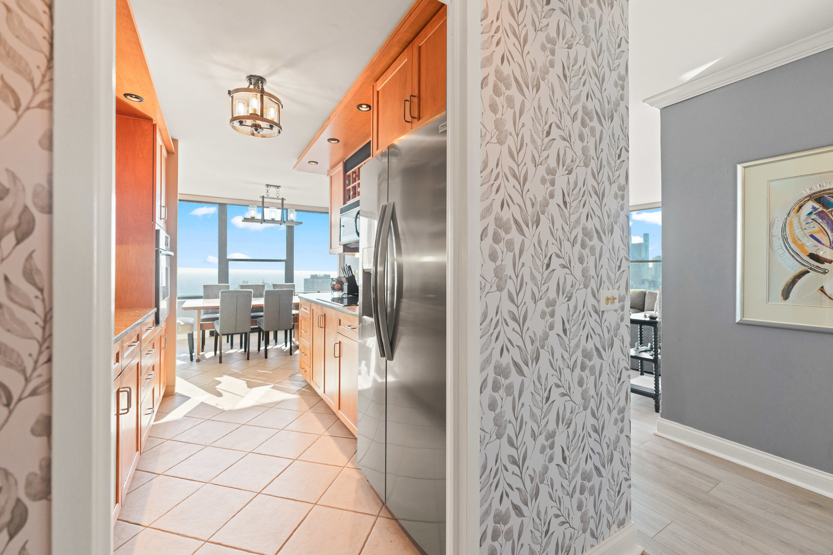 1560 N Sandburg Terrace 4302