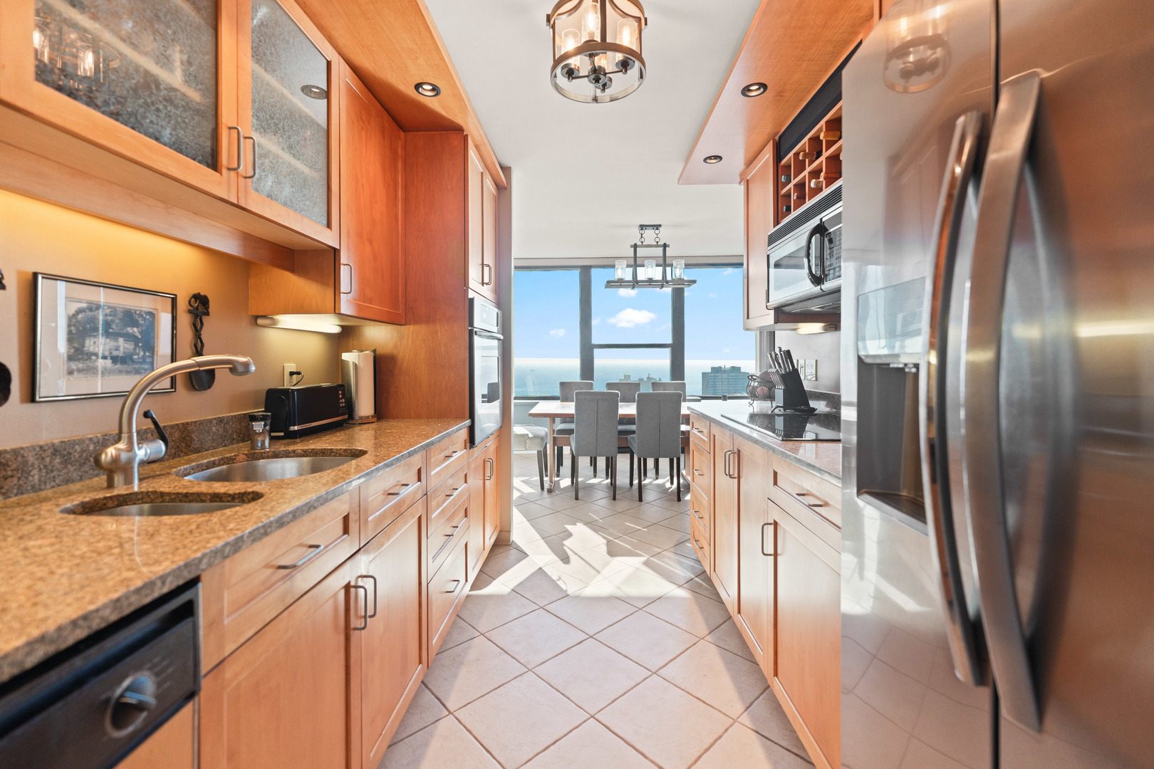 1560 N Sandburg Terrace 4302