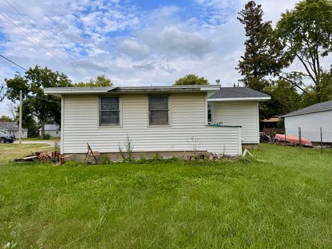 Tiny photo for 226 S Beech Street, Forrest, IL 61741 (MLS # 12459549)