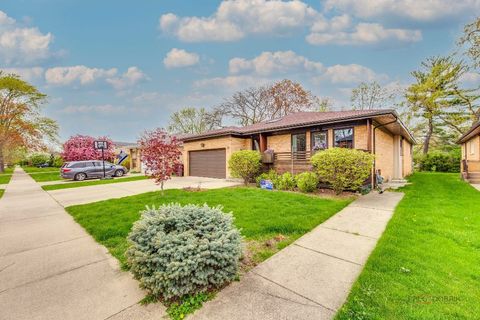 4234 Suffield Court Skokie IL 60076