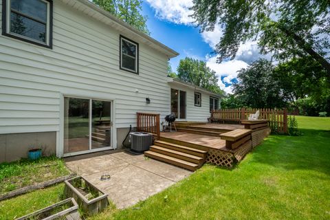 Tiny photo for 40581 N Sunset Drive, Antioch, IL 60002 (MLS # 12680657)