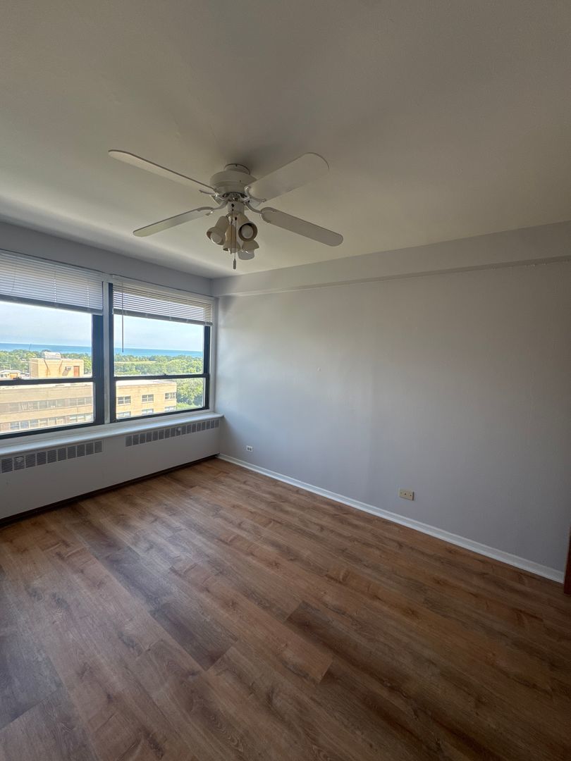 4180 N Marine Drive 1512