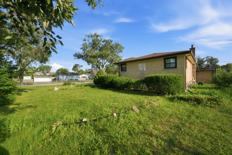 Tiny photo for 8300 Long Avenue, Burbank, IL 60459 (MLS # 12775894)