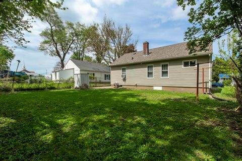 Tiny photo for 2207 W 51st Street, Davenport, IA 52806 (MLS # 12632986)