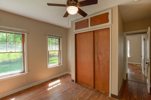 Tiny photo for 2207 W 51st Street, Davenport, IA 52806 (MLS # 12632986)