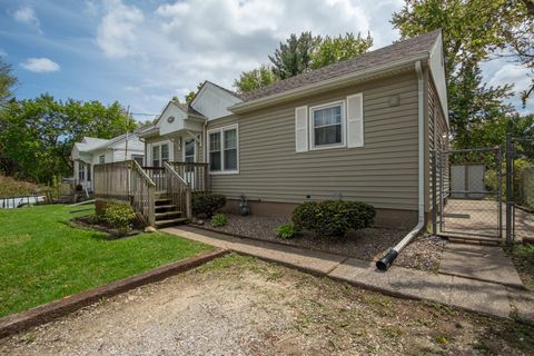 Tiny photo for 2207 W 51st Street, Davenport, IA 52806 (MLS # 12632986)
