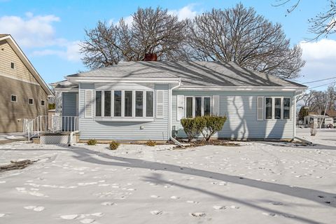 756 W Lincoln Lane Des Plaines IL 60018