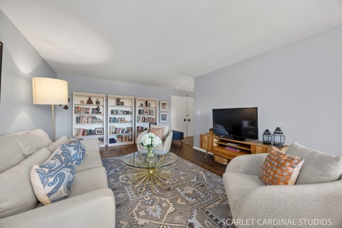 Tiny photo for 453 Raintree Drive #4D, Glen Ellyn, IL 60137 (MLS # 12704624)