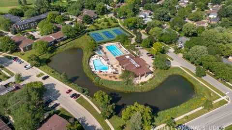 Tiny photo for 453 Raintree Drive #4D, Glen Ellyn, IL 60137 (MLS # 12704624)