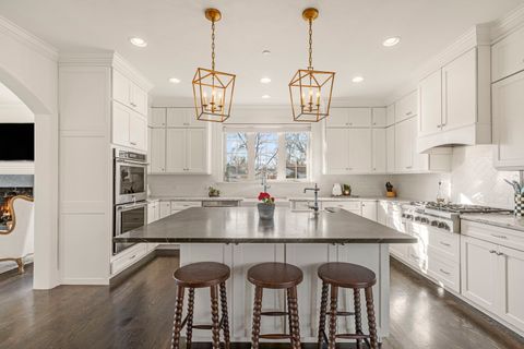 Tiny photo for 629 Kenwood Avenue, Libertyville, IL 60048 (MLS # 12572238)