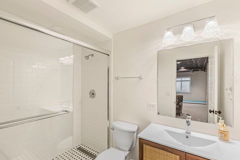 Tiny photo for 629 Kenwood Avenue, Libertyville, IL 60048 (MLS # 12572238)