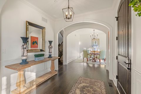 Tiny photo for 629 Kenwood Avenue, Libertyville, IL 60048 (MLS # 12572238)