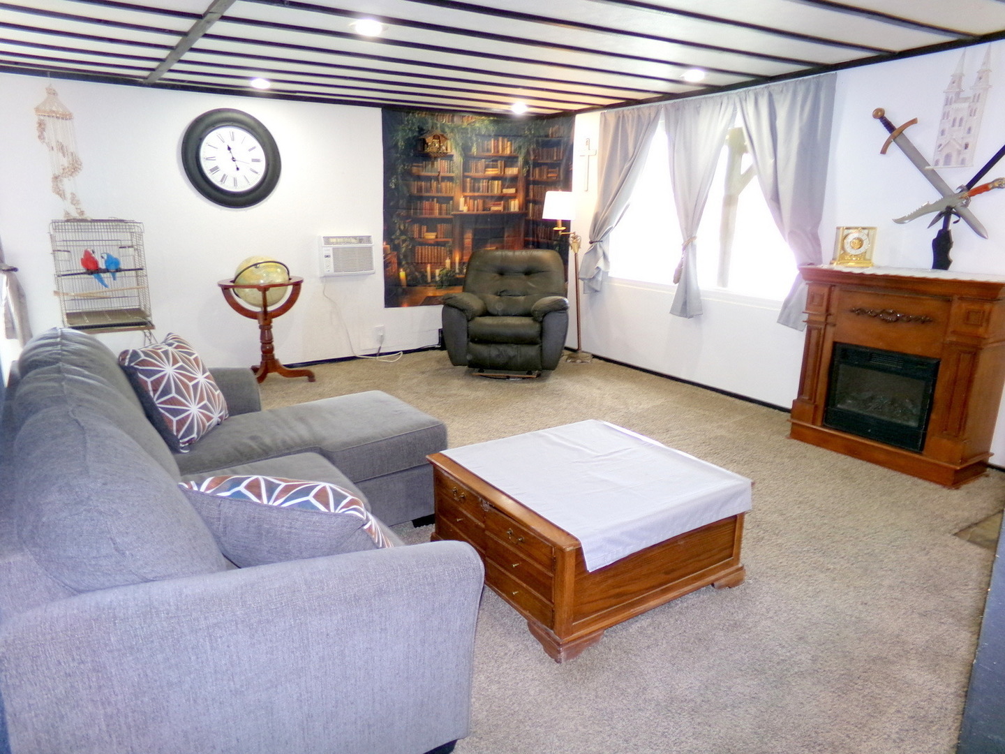 1104 VAN BUREN Avenue