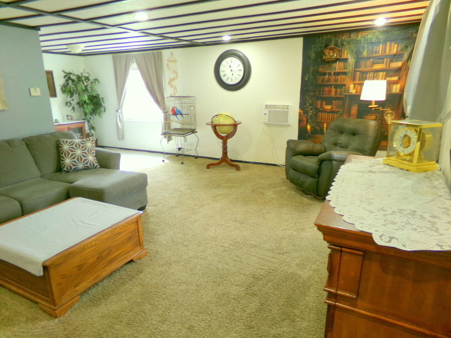 1104 VAN BUREN Avenue
