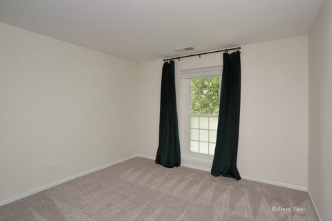 Tiny photo for 860 Chasefield Lane #3, Crystal Lake, IL 60014 (MLS # 12740374)