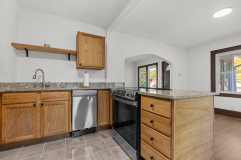 Tiny photo for 1919 15th Avenue, Rockford, IL 61104 (MLS # 12793457)