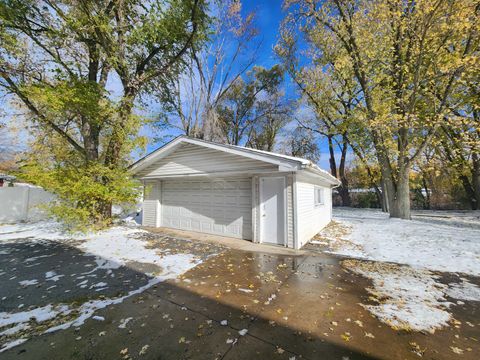 Tiny photo for 15441 E End Avenue, Dolton, IL 60419 (MLS # 12517070)