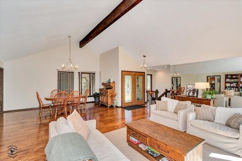 Tiny photo for 7 Bristol Green Grn, Bourbonnais, IL 60914 (MLS # 12479715)
