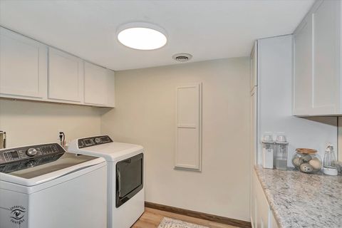Tiny photo for 7 Bristol Green Grn, Bourbonnais, IL 60914 (MLS # 12479715)
