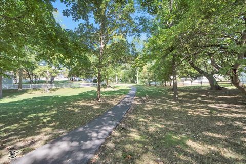 Tiny photo for 7 Bristol Green Grn, Bourbonnais, IL 60914 (MLS # 12479715)
