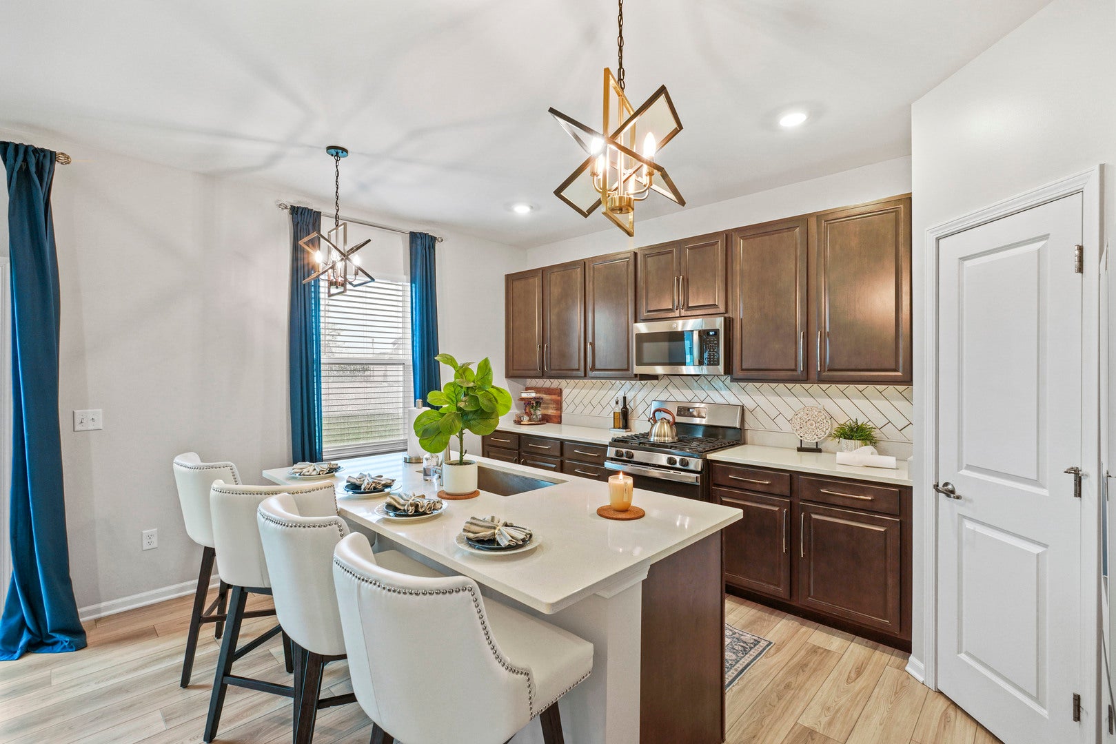 3328 Gabriel Drive