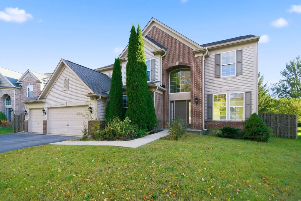 Photo for 402 Marshall Ash Street, Bolingbrook, IL 60490 (MLS # 12509069)