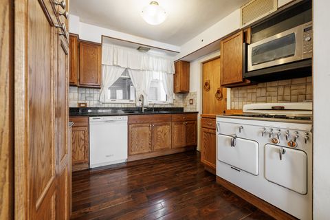 Tiny photo for 206 N Bonnie Brae Avenue, Elmhurst, IL 60126 (MLS # 12598639)