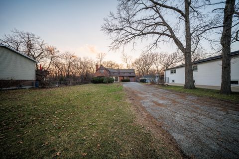 Tiny photo for 206 N Bonnie Brae Avenue, Elmhurst, IL 60126 (MLS # 12598639)
