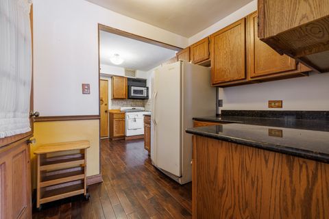 Tiny photo for 206 N Bonnie Brae Avenue, Elmhurst, IL 60126 (MLS # 12598639)