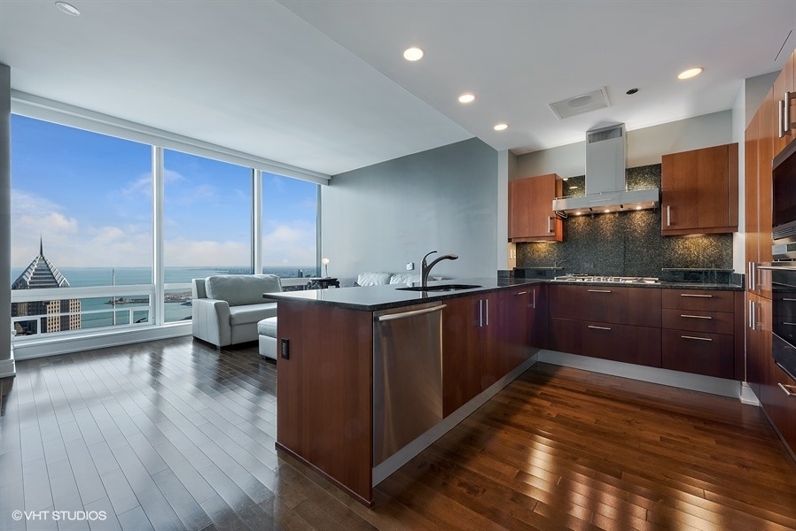 401 N Wabash Avenue 67F