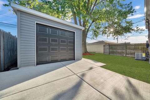 Tiny photo for 3813 W 78th Street, Chicago, IL 60652 (MLS # 12497577)