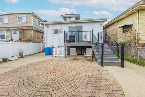 Tiny photo for 3739 Clinton Avenue, Berwyn, IL 60402 (MLS # 12744528)