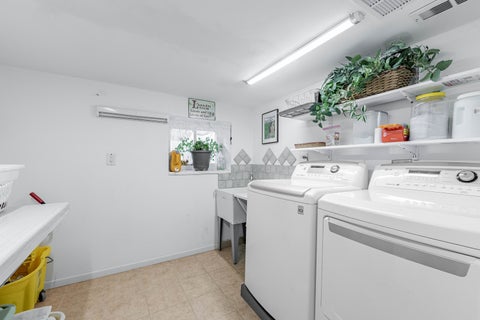 Tiny photo for 3739 Clinton Avenue, Berwyn, IL 60402 (MLS # 12744528)