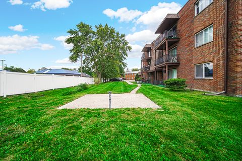 Tiny photo for 903 Elder Road #7, Homewood, IL 60430 (MLS # 12495759)