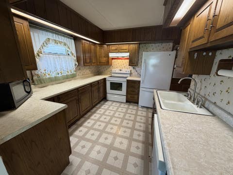 Tiny photo for 536 Dwight Street, Kewanee, IL 61443 (MLS # 12724657)