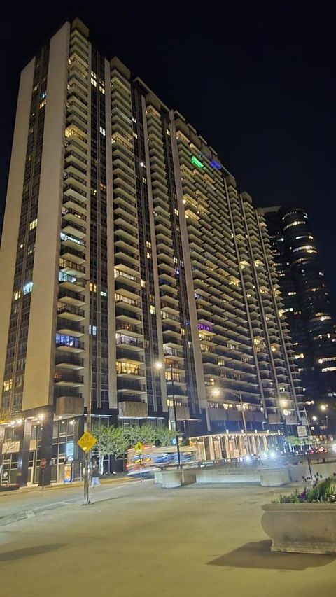 400 E RANDOLPH Street 921 Chicago IL 60601