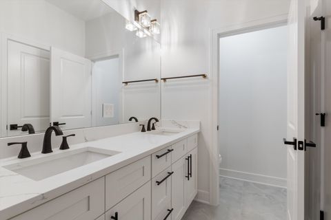 Tiny photo for 6414 N Francisco Avenue #101, Chicago, IL 60645 (MLS # 12559536)