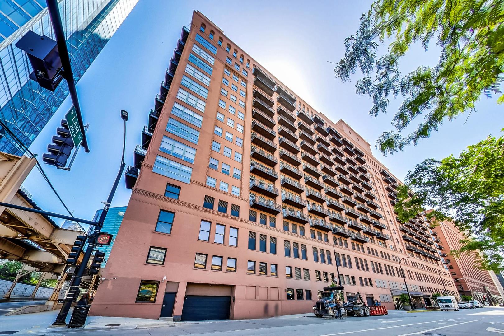 165 N Canal Street 1430