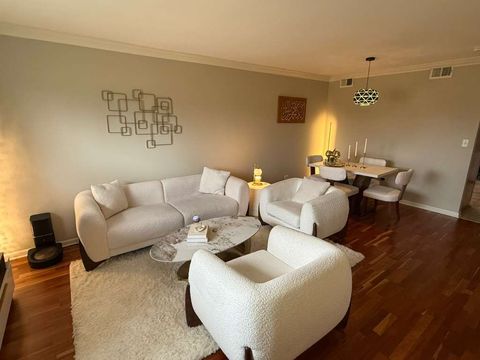 Tiny photo for 34326 N Birch Lane, Gurnee, IL 60031 (MLS # 12574615)