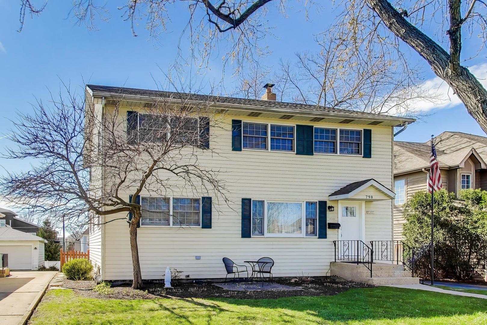 Photo 1 of 34 — 798 S Linden Avenue, Elmhurst, IL 60126