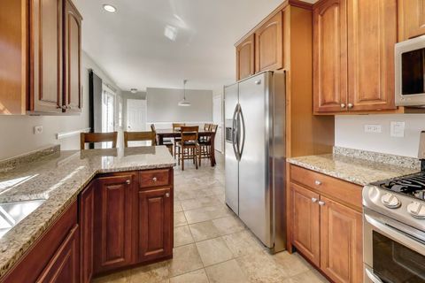 Tiny photo for 798 S Linden Avenue, Elmhurst, IL 60126 (MLS # 12617833)