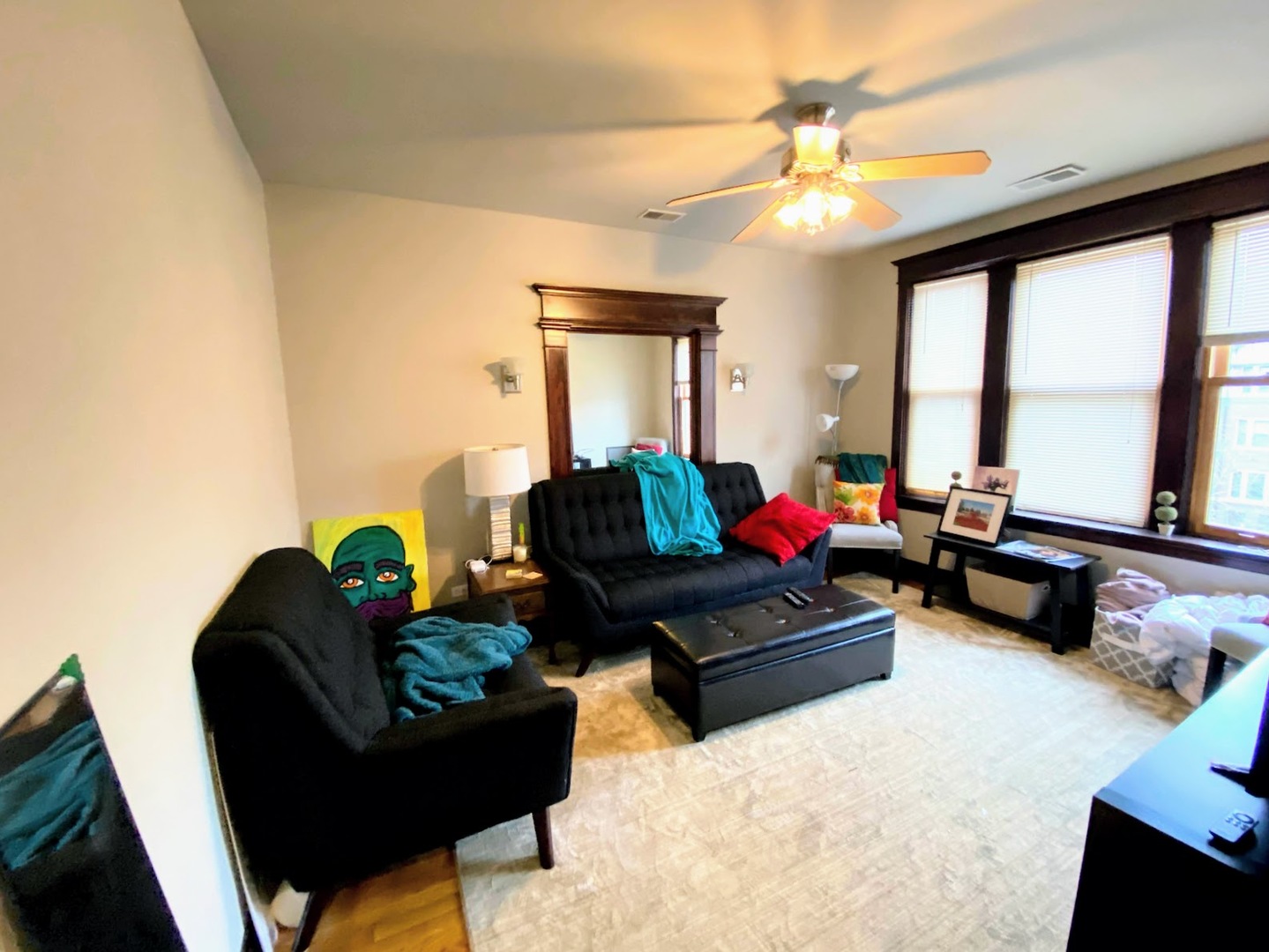 2113 W North Avenue 3