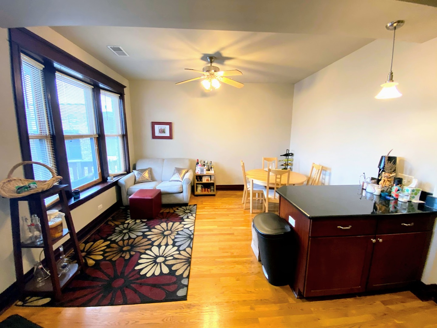 2113 W North Avenue 3