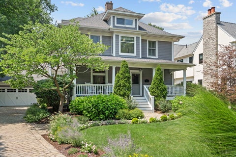Tiny photo for 180 S Arlington Avenue, Elmhurst, IL 60126 (MLS # 12722110)